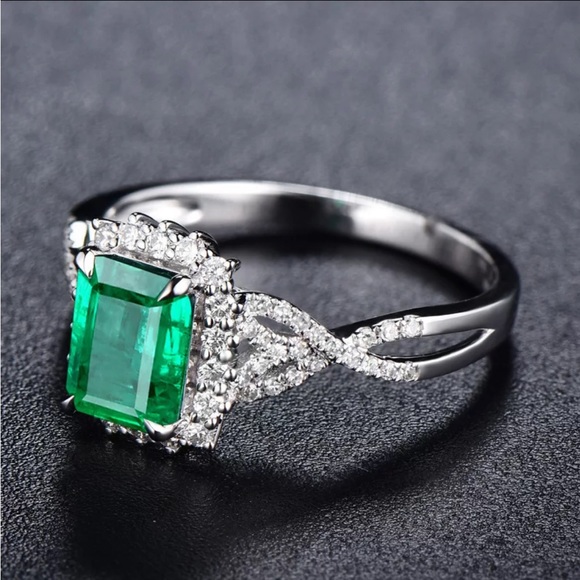 925 STERLING SILVER LUXURY BOHO SQUARE CUT EMERALD CUBIC ZIRCON RING - Picture 5 of 5